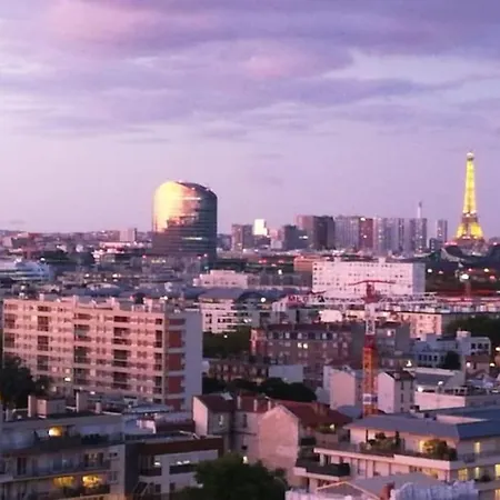 With A Superb View On Eiffel Tower